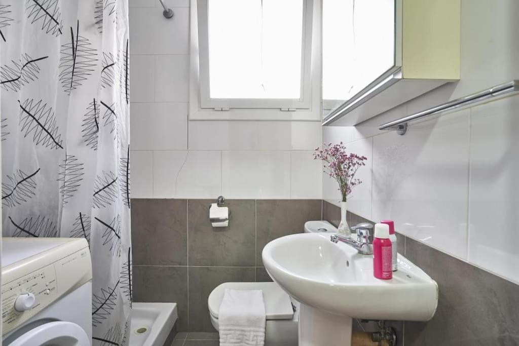 Bebarceloner Sant Andreu Apartments - 1 Bedroom Luaran gambar