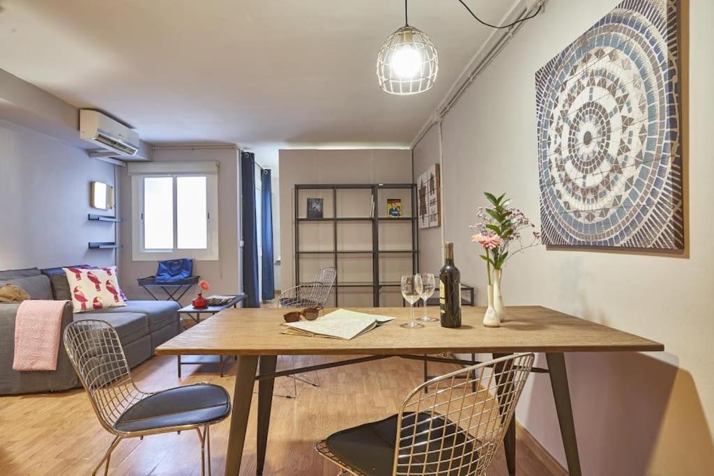 Bebarceloner Sant Andreu Apartments - 1 Bedroom Luaran gambar
