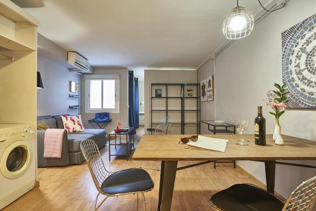 Bebarceloner Sant Andreu Apartments - 1 Bedroom Luaran gambar