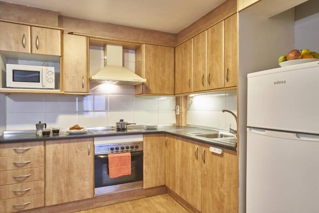 Bebarceloner Sant Andreu Apartments - 1 Bedroom Luaran gambar