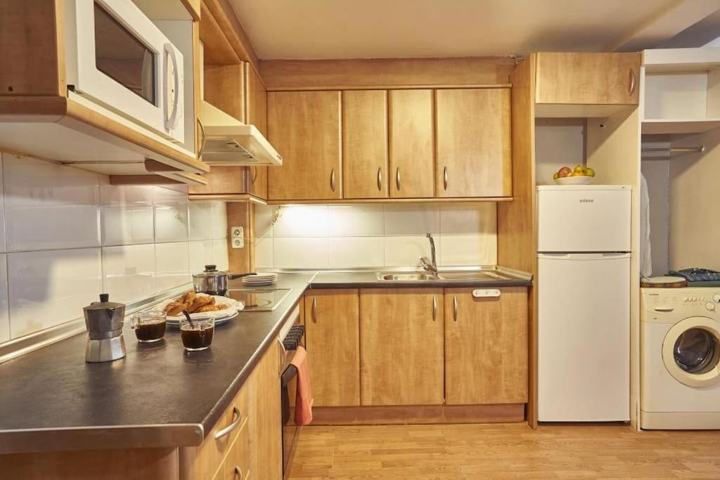 Bebarceloner Sant Andreu Apartments - 1 Bedroom Luaran gambar